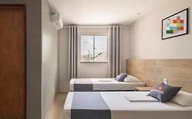 Mega Aeroporto Hotel Apenas 1 km de distância do Aeroporto de Fortaleza